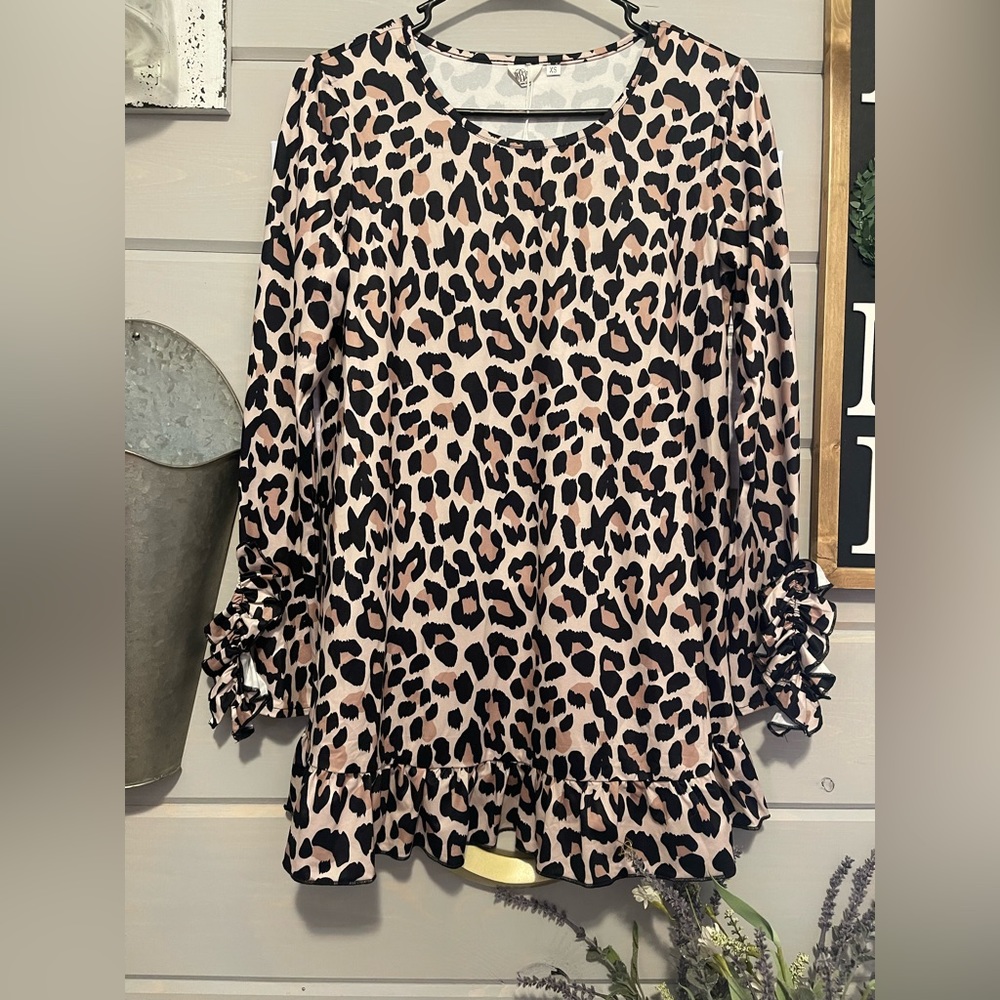 Long sleeve cheetah tunic